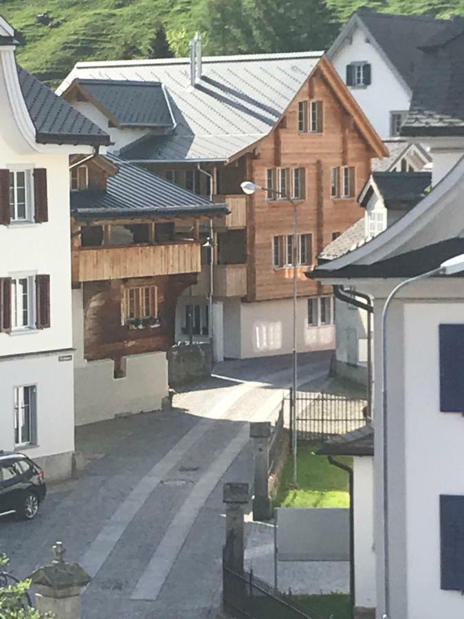 B&B Ursi Andermatt Exterior photo